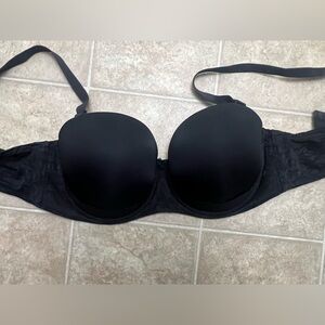 44 D Torrid  Black laced bra